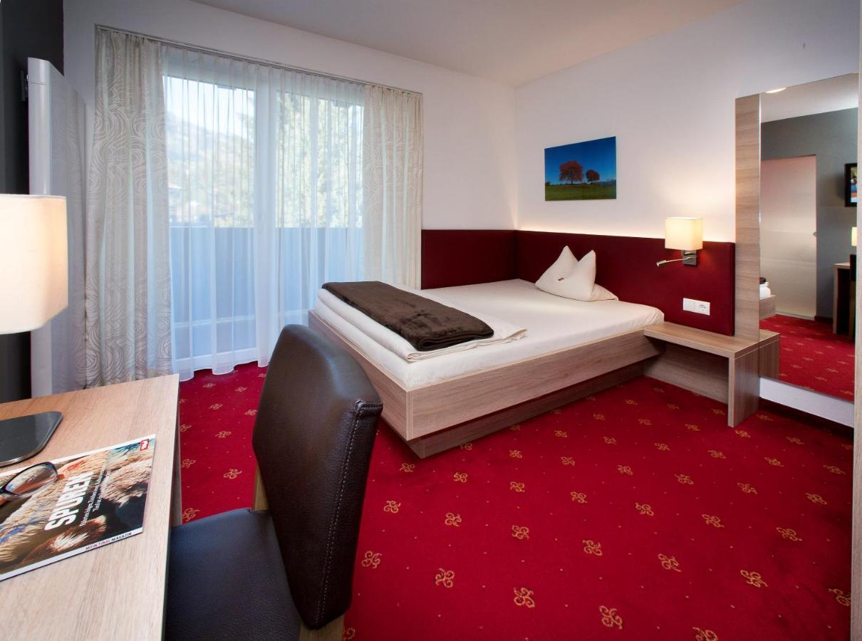 Hotel Bruno Fügen Εξωτερικό φωτογραφία
