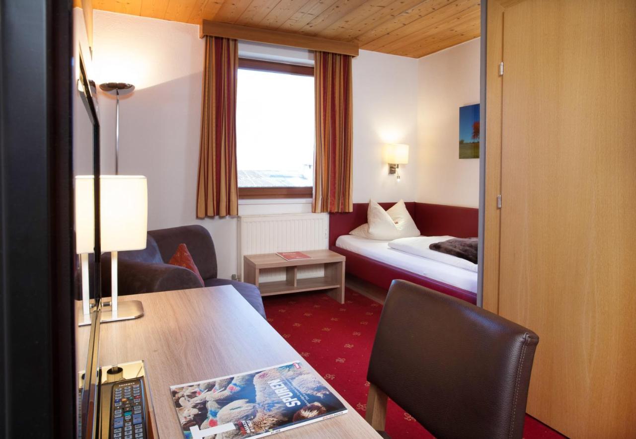 Hotel Bruno Fügen Εξωτερικό φωτογραφία