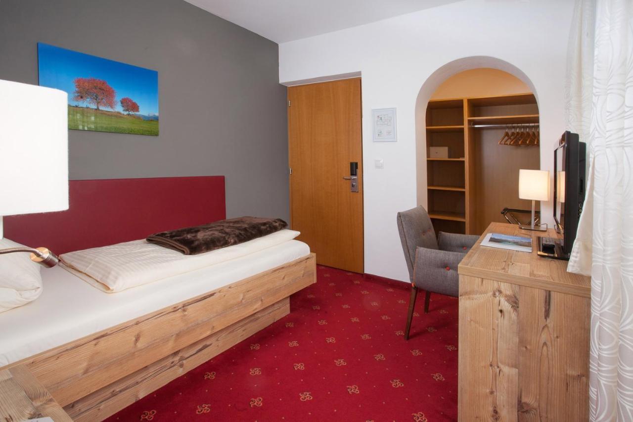 Hotel Bruno Fügen Εξωτερικό φωτογραφία
