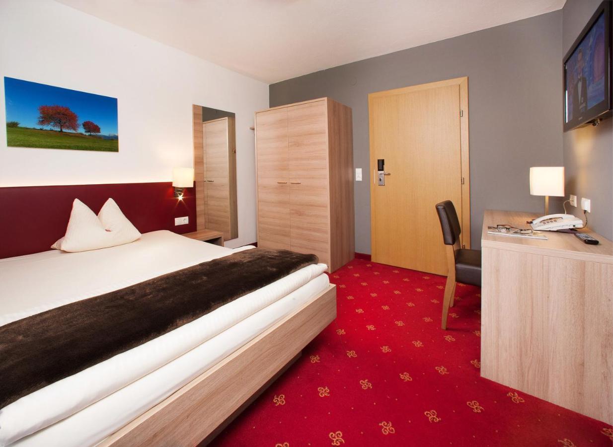 Hotel Bruno Fügen Εξωτερικό φωτογραφία