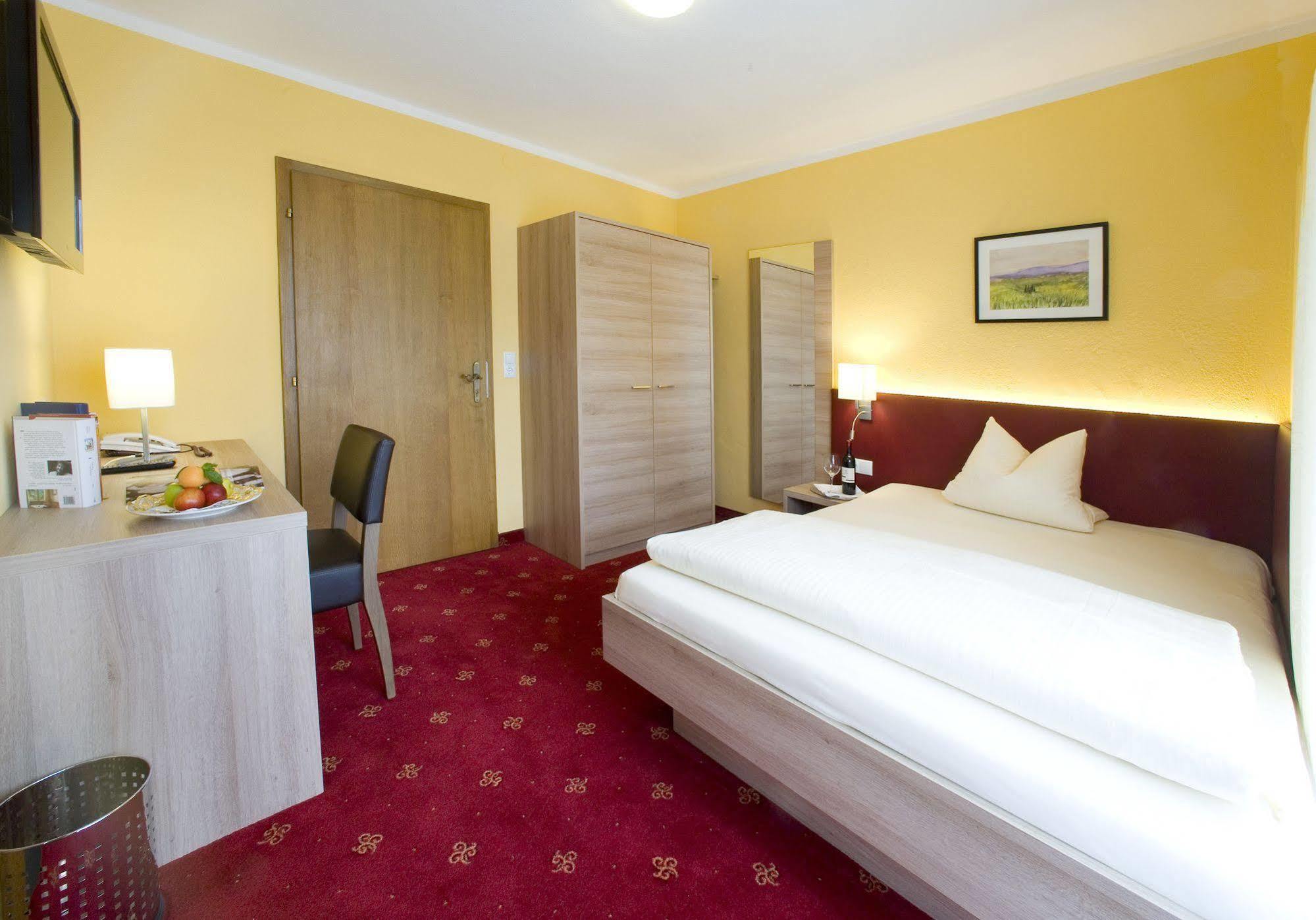 Hotel Bruno Fügen Εξωτερικό φωτογραφία