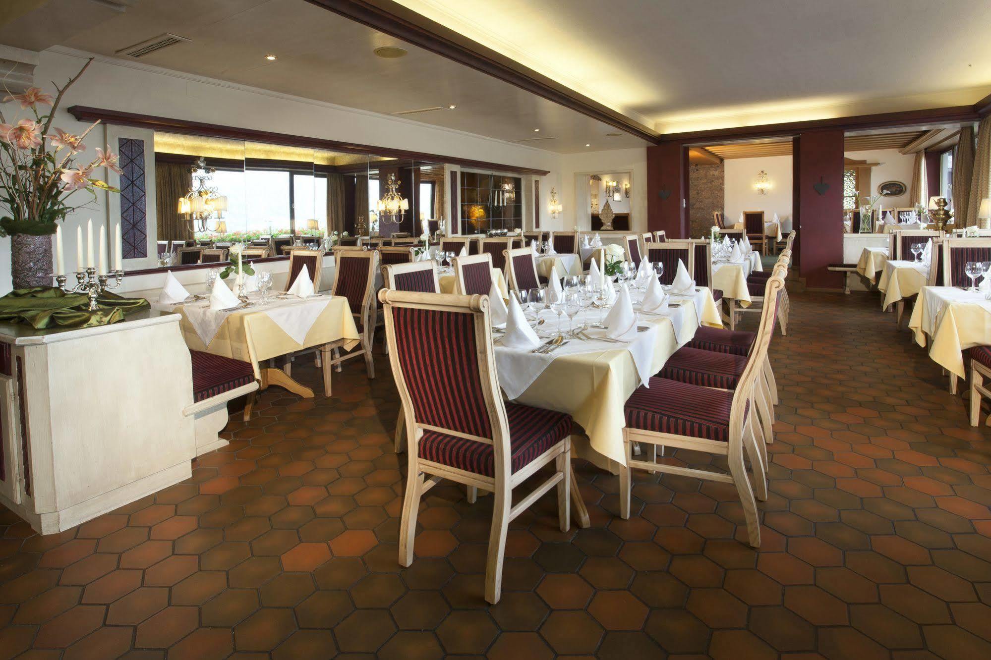 Hotel Bruno Fügen Εξωτερικό φωτογραφία