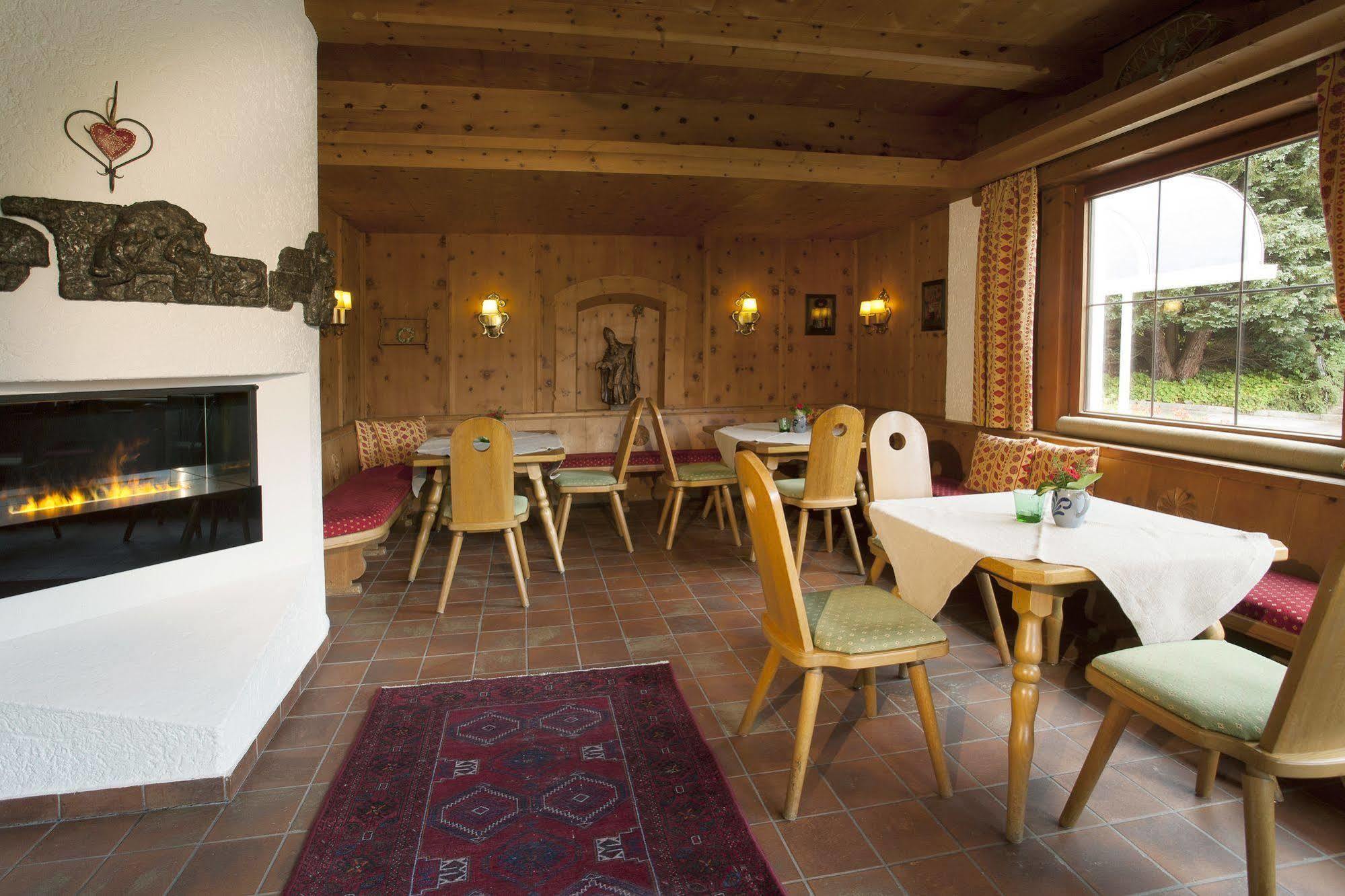 Hotel Bruno Fügen Εξωτερικό φωτογραφία